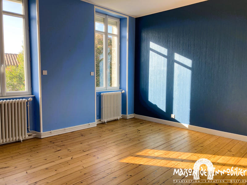 Maison - 285 m² - 7 pièces