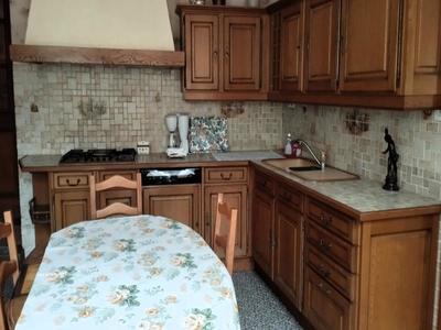 Maison - 137 m² - 8 pièces