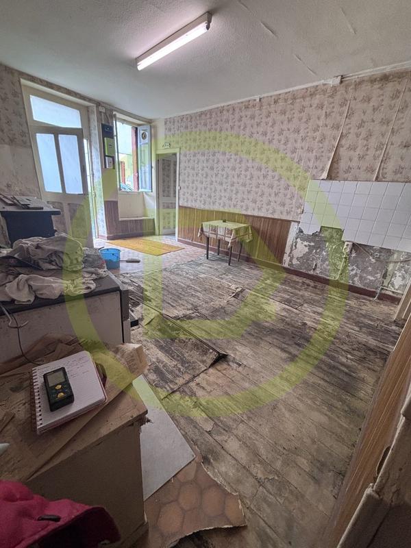 Maison - 80 m² - 5 pièces