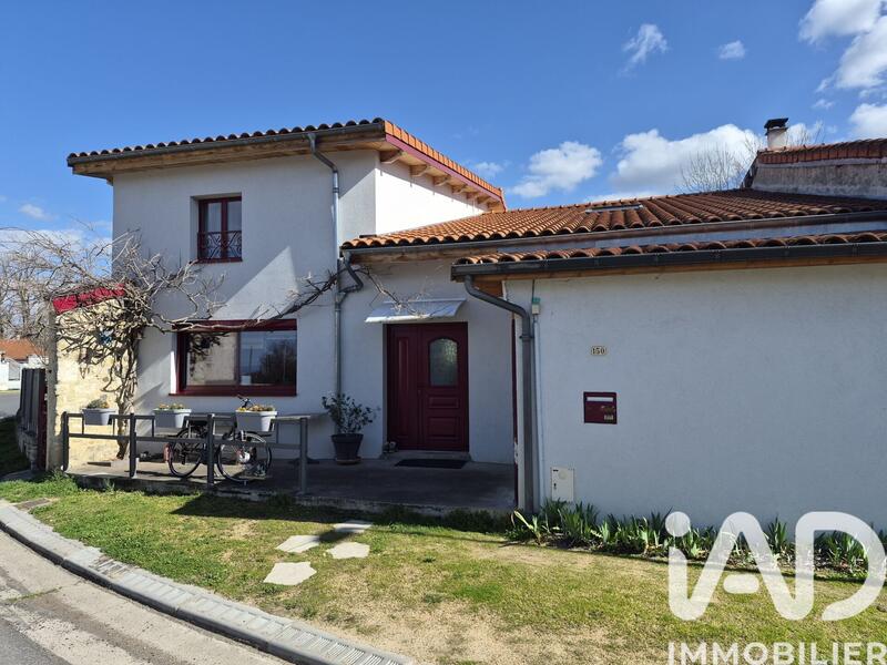 Maison de village - 208 m² - 4 pièces