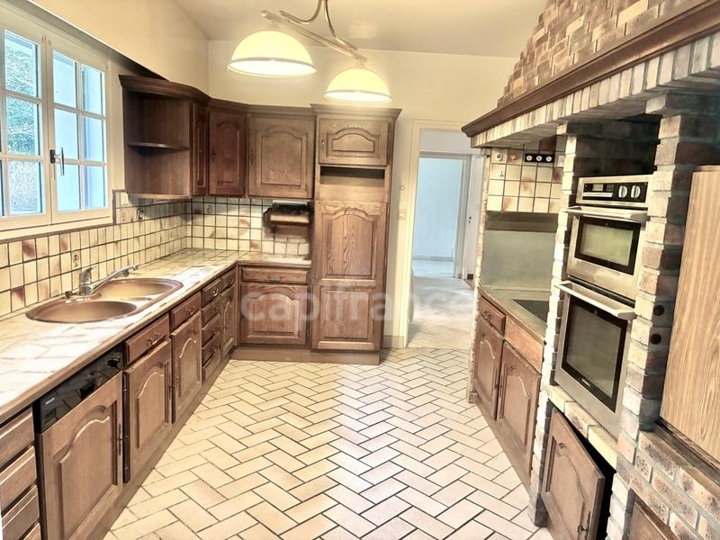 Maison - 511 m² - 9 pièces