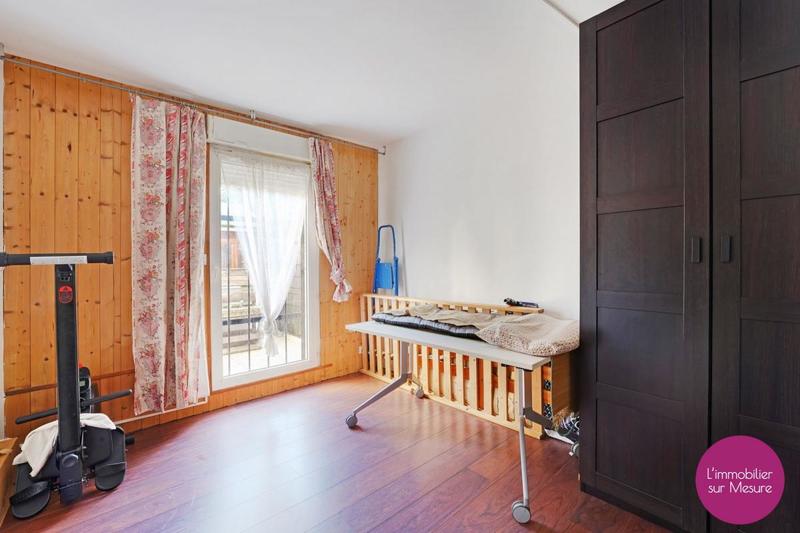 Appartement - 100 m² - 4 pièces