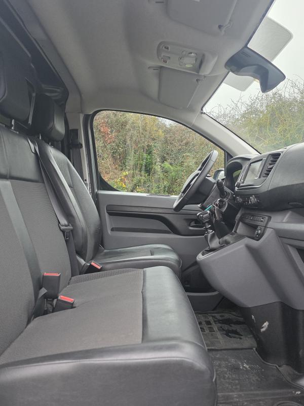 Peugeot Expert 1° Main 1.5 b Hdi 120cv Pack Asphalt entretien Peugeot