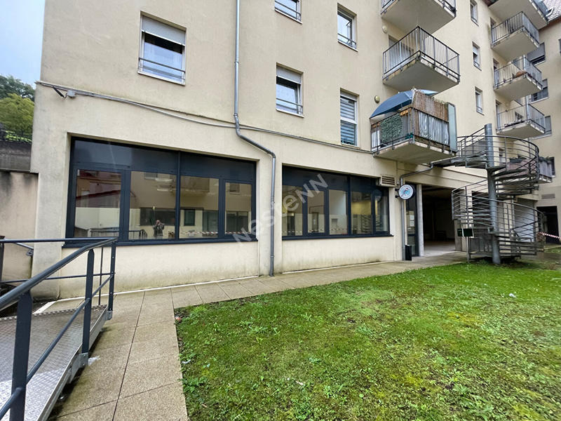 Bureau - 137 m² - 5 pièces