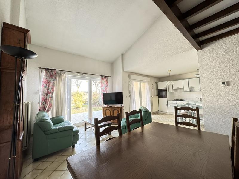 Maison - 105 m² - 4 pièces