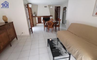 Maison - 83 m² - 5 pièces