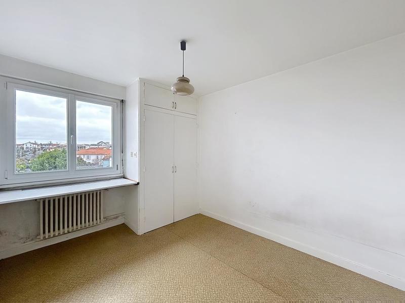 Studio - 15 m² - 1 pièce