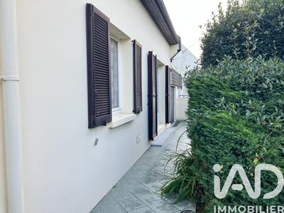 Maison - 99 m² - 6 pièces