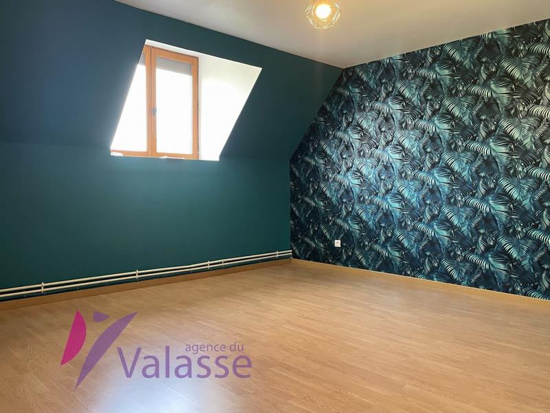 Maison - 274 m² - 7 pièces