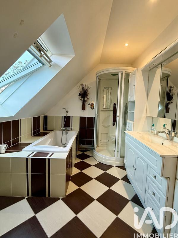 Maison - 125 m² - 5 pièces