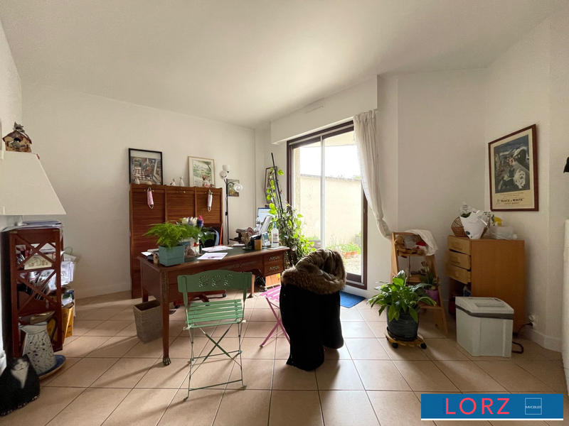 Local d'activités - 83 m² - 4 pièces