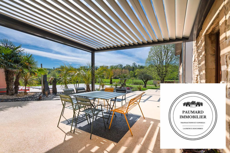 Bastide - 248 m² - 9 pièces