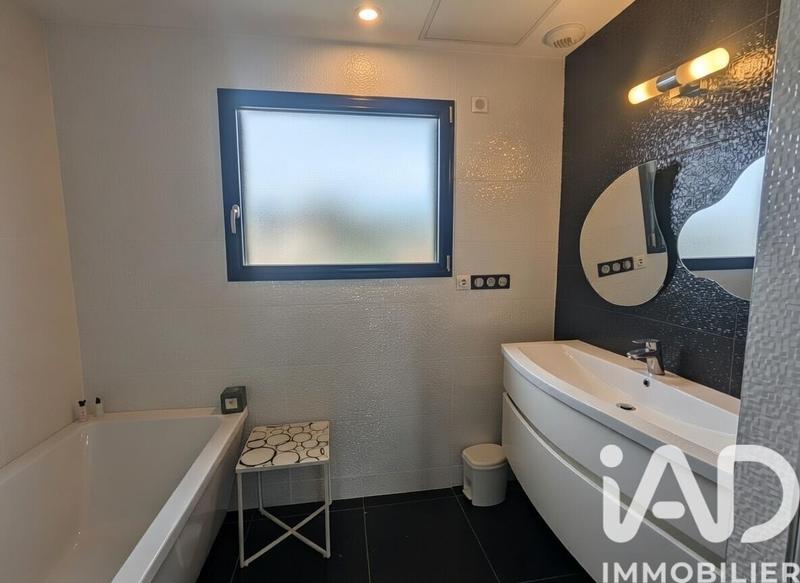 Maison - 174 m² - 6 pièces