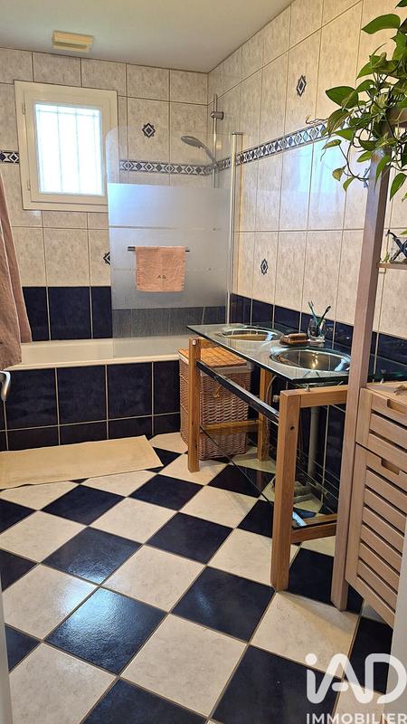 Maison - 108 m² - 6 pièces