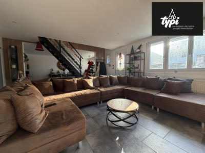 Maison - 140 m² - 7 pièces