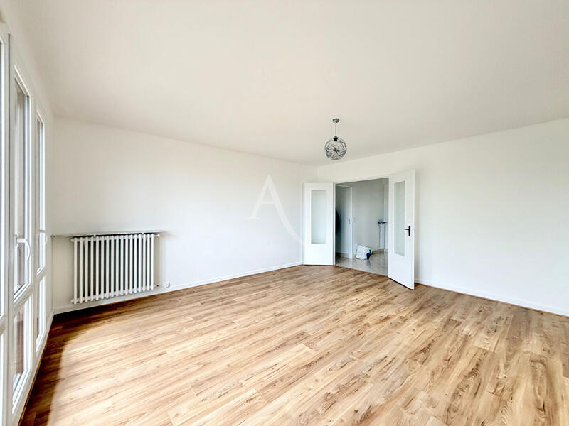 Appartement - 80 m² - 3 pièces