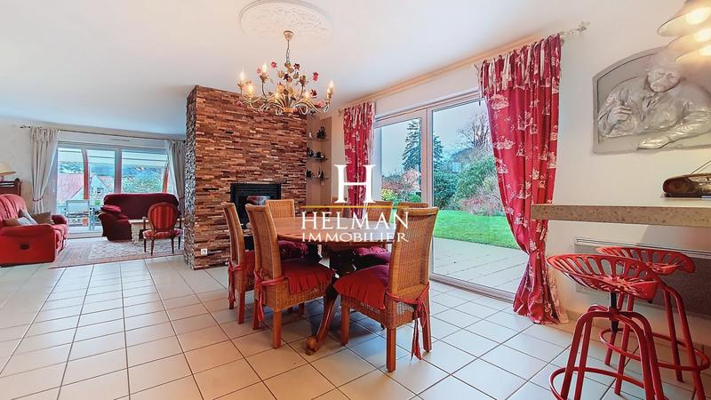 Maison - 215 m² - 7 pièces