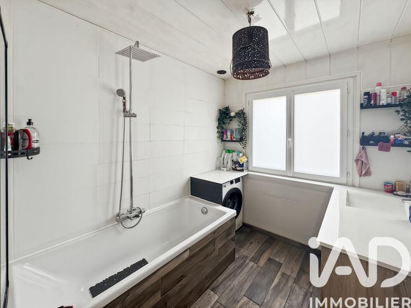 Maison - 111 m² - 5 pièces