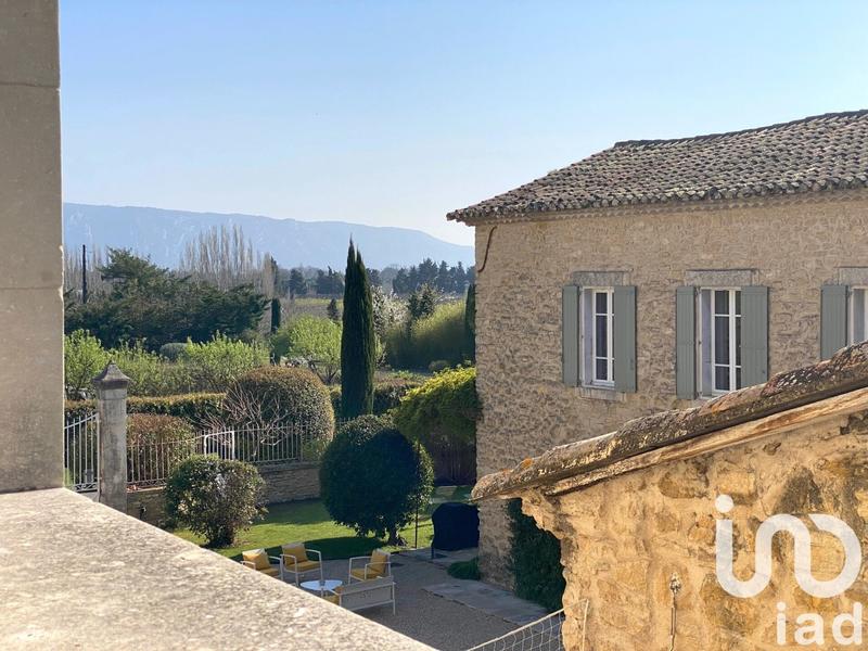 Maison - 855 m² - 22 pièces