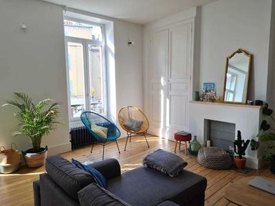 Appartement - 87 m² - 4 pièces