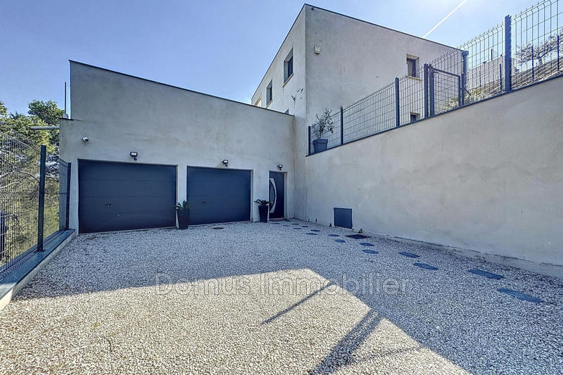 Villa - 173 m² - 4 pièces