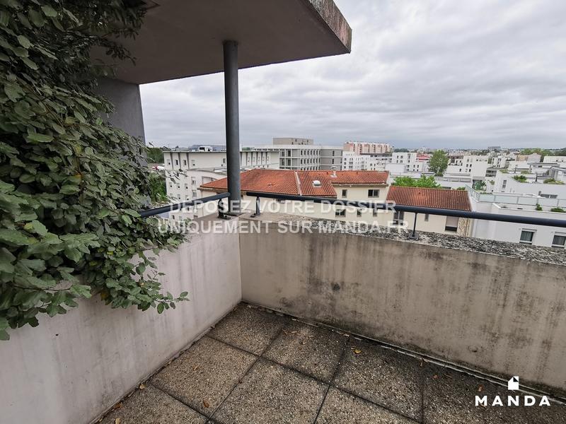 Chambre - 10 m² - 4 pièces