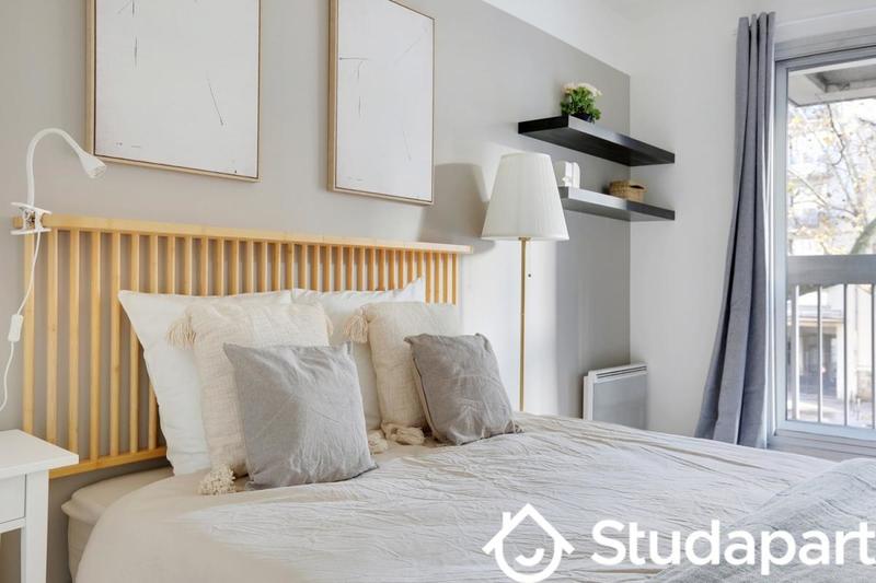 Chambre - 10 m² - 1 pièce