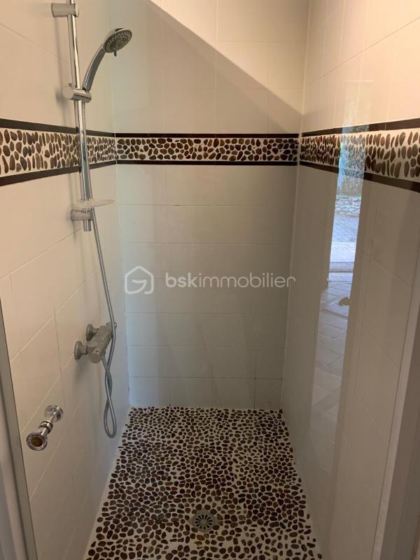 Maison en pierre - 240 m² - 10 pièces