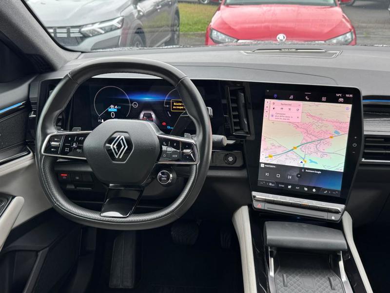Renault Espace VI E-Tech hybrid 200 Iconic