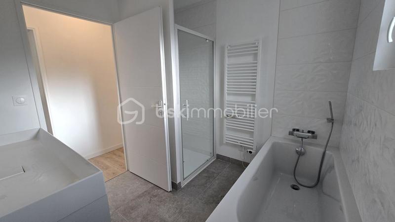 Maison traditionnelle - 107 m² - 5 pièces