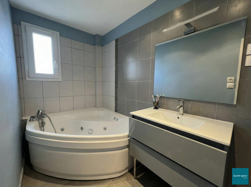 Appartement - 71 m² - 4 pièces