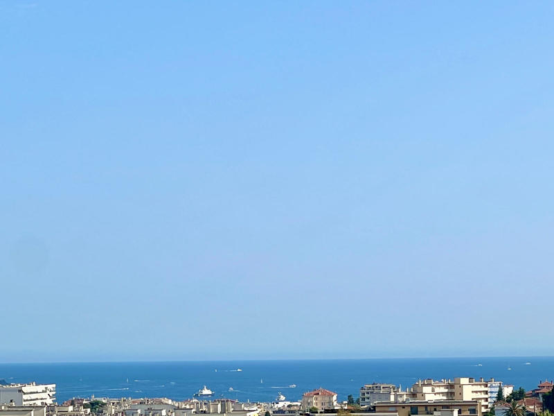 Appartement - 110 m² - 4 pièces