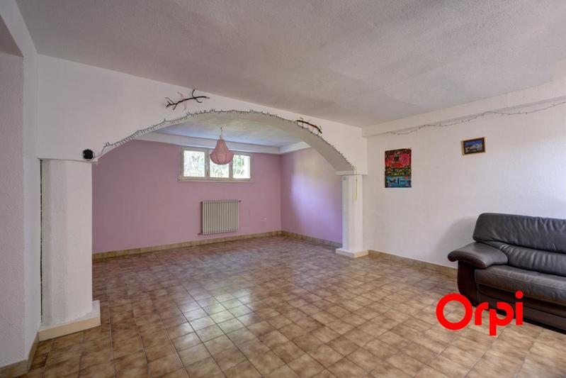 Maison - 179 m² - 4 pièces