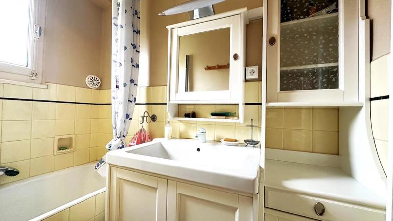 Maison - 64 m² - 3 pièces