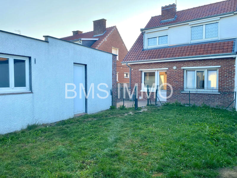 Maison - 90 m² - 4 pièces