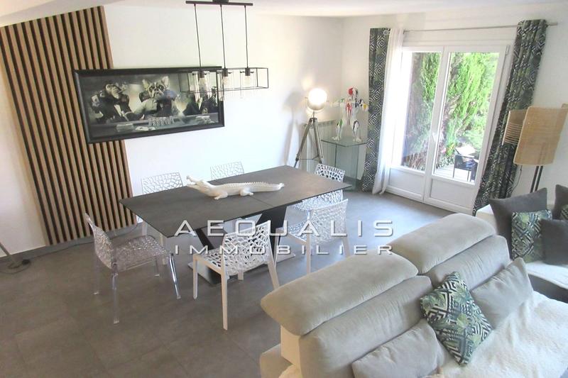 Maison - 104 m² - 4 pièces