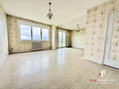 Appartement - 81 m² - 4 pièces