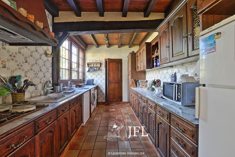 Maison en pierre - 267 m² - 5 pièces