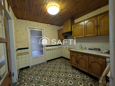 Maison - 100 m² - 6 pièces