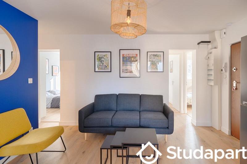 Chambre - 10 m² - 1 pièce