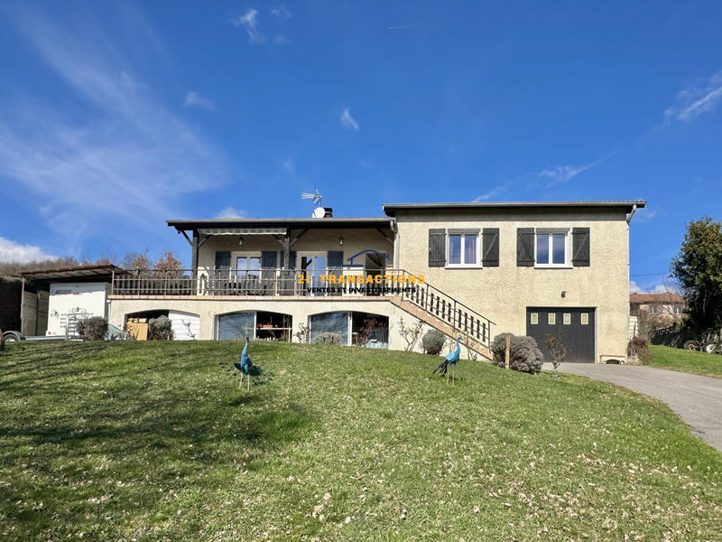 Maison traditionnelle - 116 m² - 5 pièces