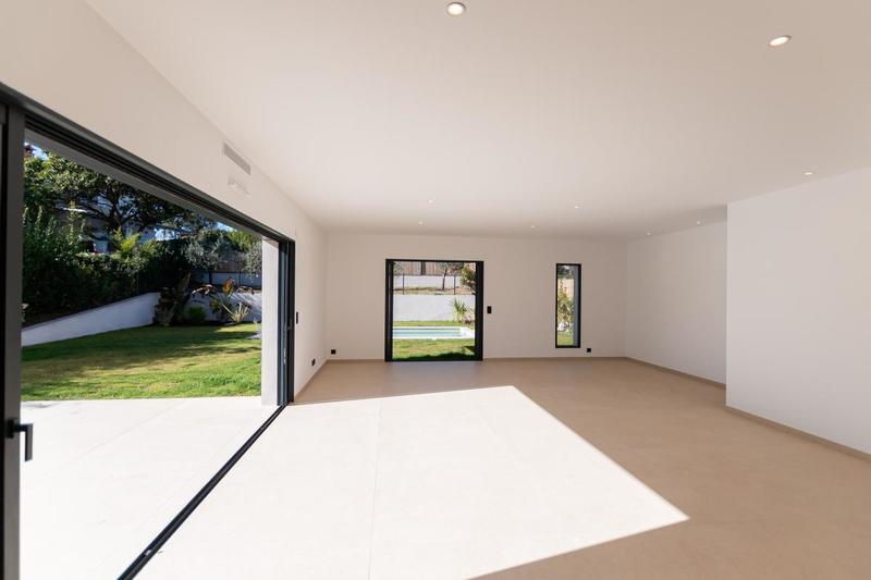 Villa - 182 m² - 5 pièces