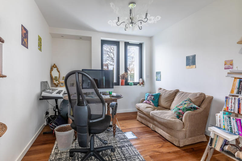 Maison contemporaine - 320 m² - 7 pièces