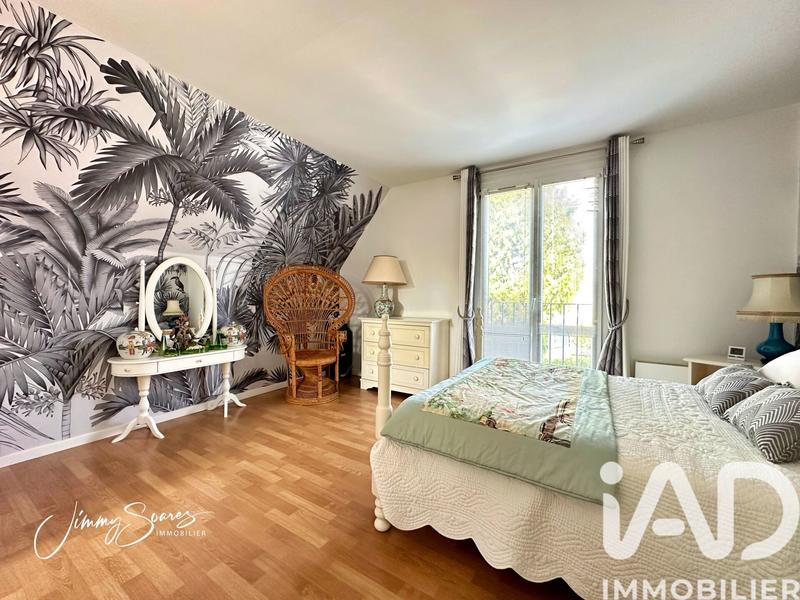 Maison - 170 m² - 6 pièces