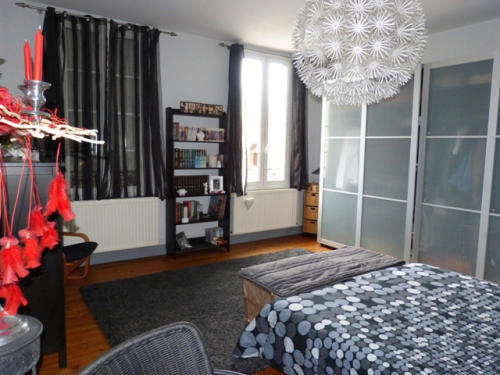 Loft - 236 m² - 7 pièces