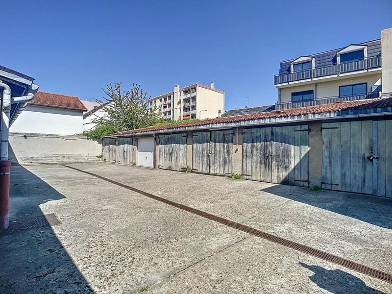 Immeuble - 190 m² - 2 pièces