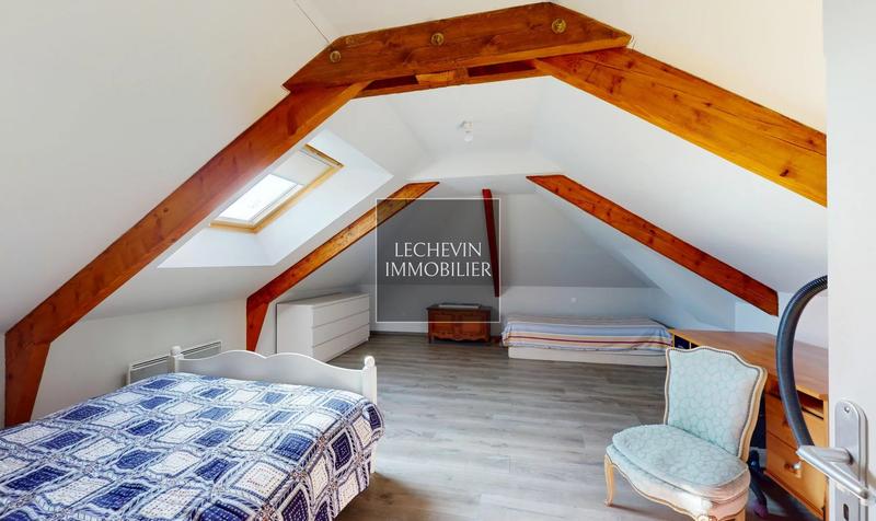 Maison - 189 m² - 7 pièces