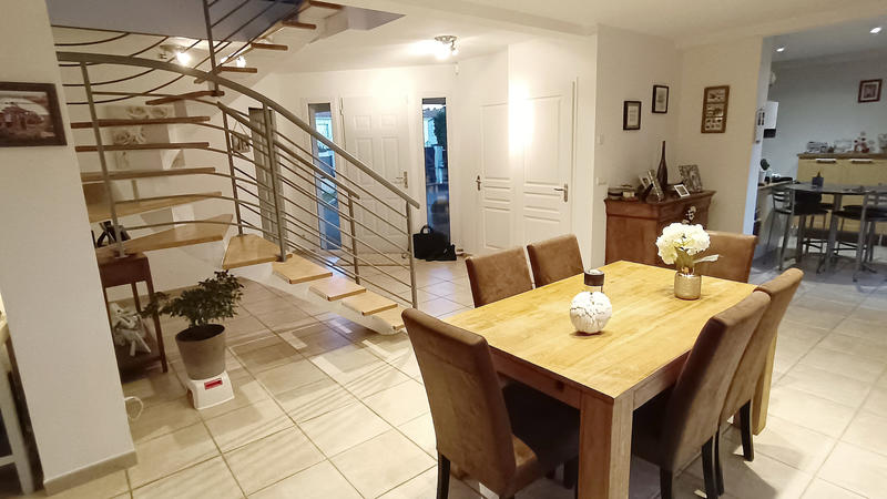 Maison - 149 m² - 6 pièces