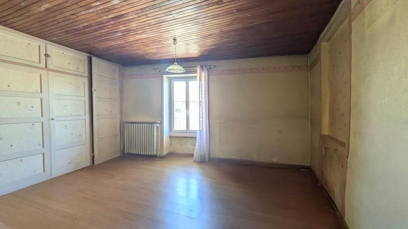 Maison en pierre - 93 m² - 5 pièces