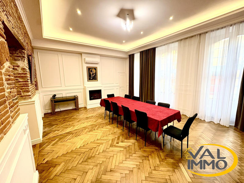 Appartement - 72 m² - 2 pièces